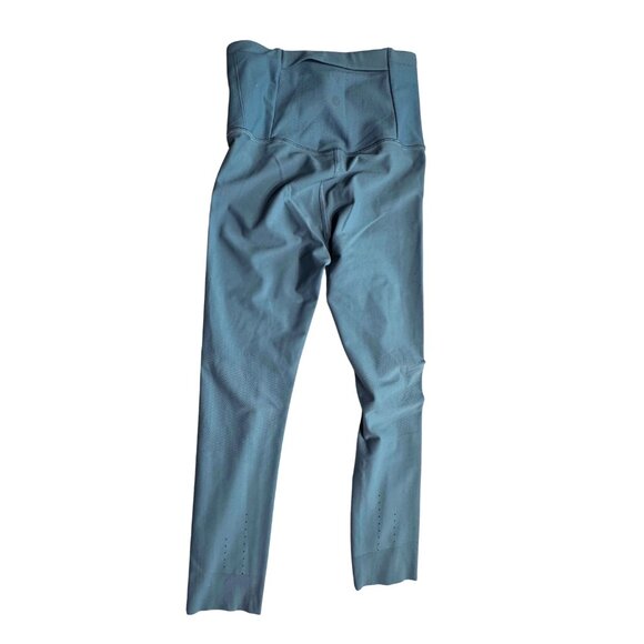 Lululemon Zoned In High Rise Crop 23" - Picture 3 of 6